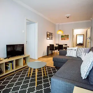 Luxurious&modern | Walk Everywhere | 5★ Amenities Apartment Thessaloniki